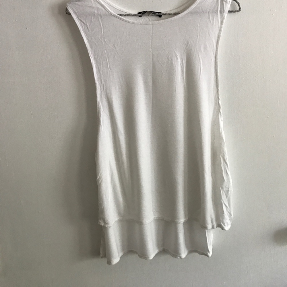 Brandy Melville muscle tee