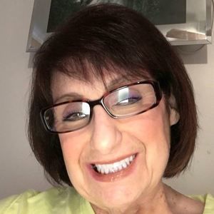 Meet your Posher, Denise