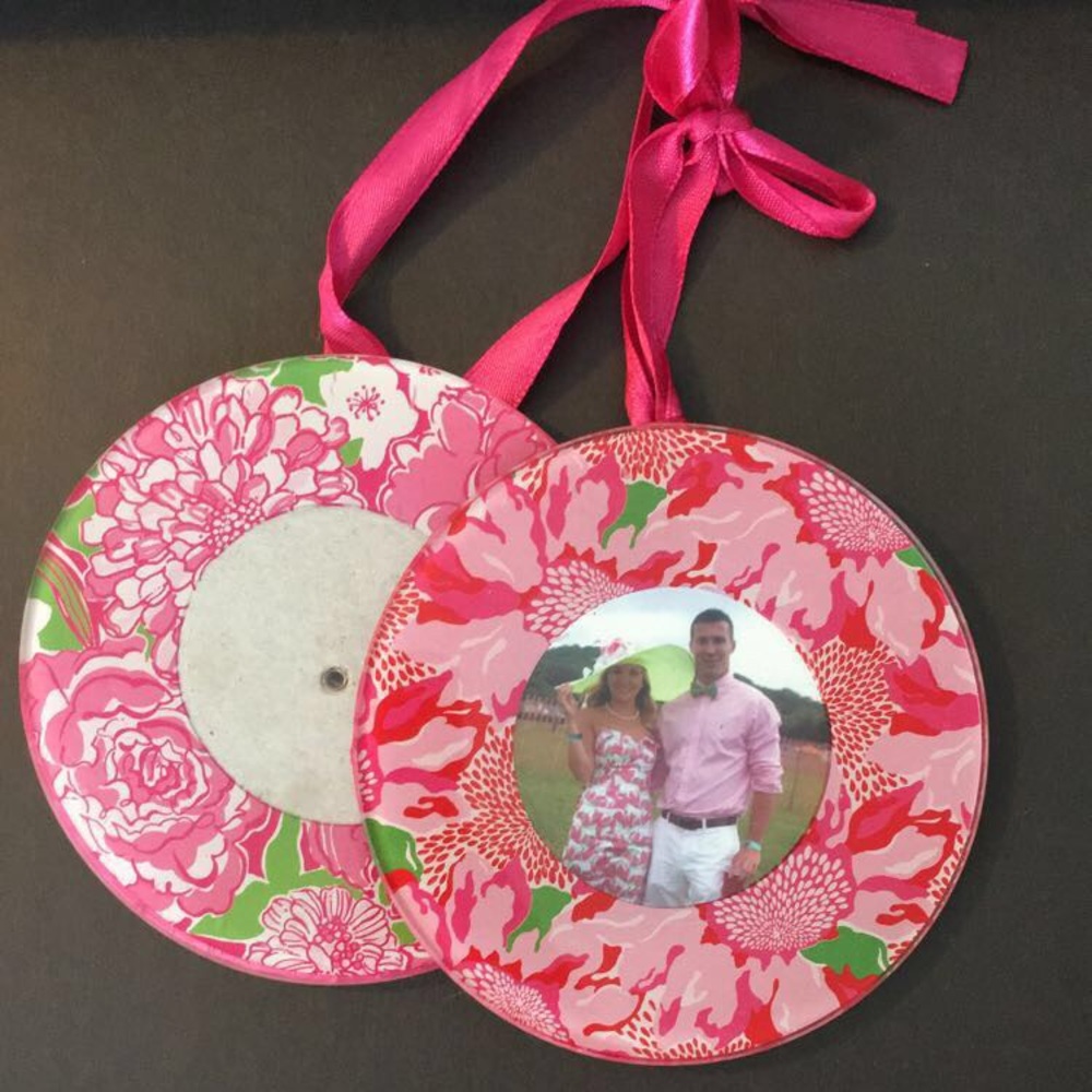 Lilly Pulitzer picture frame / ornaments