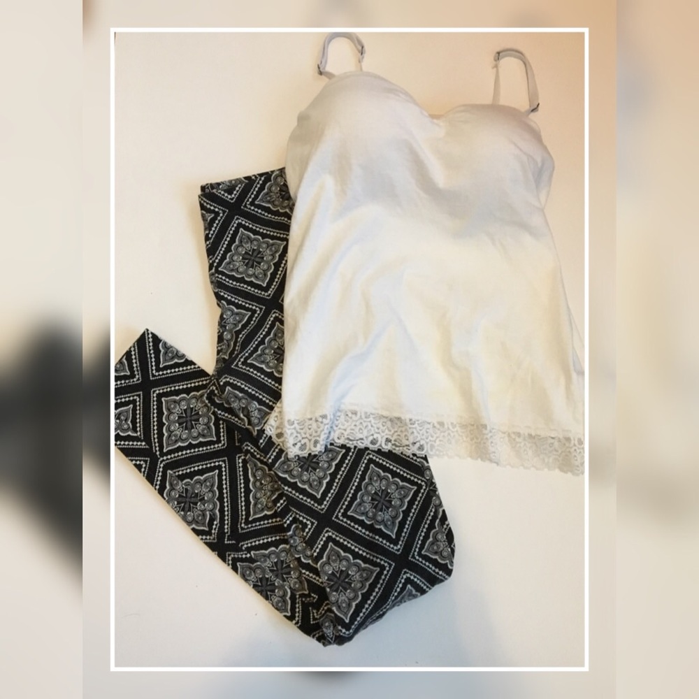 M black Aztec leggings & L white padded cami