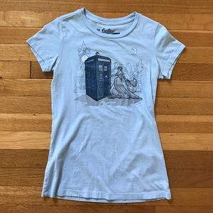 Light blue Dr Who tee from threadless size S