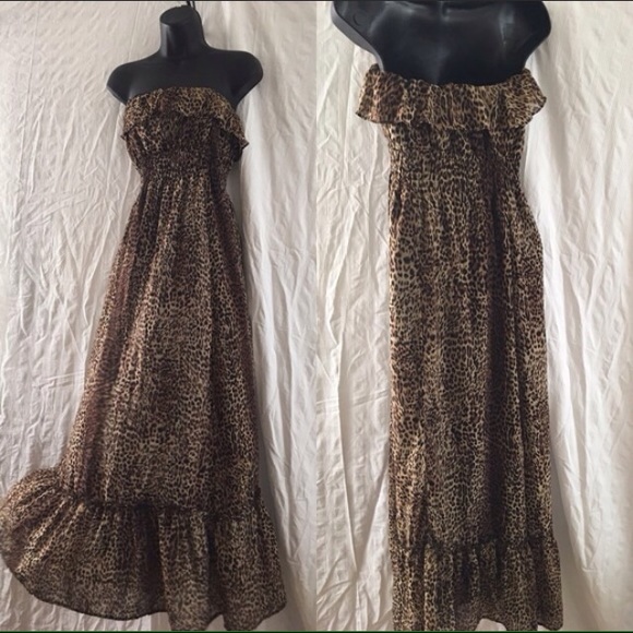 🌟Maxi Dress- Animal Print🌟 - Picture 1 of 2