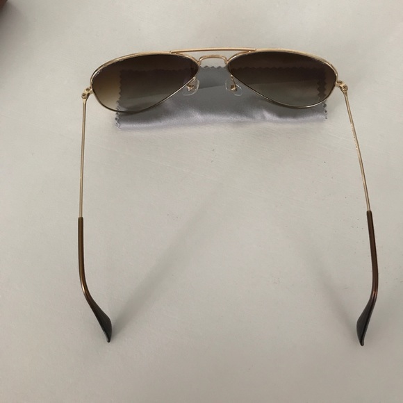 Ray Ban Aviators - Picture 2 of 4