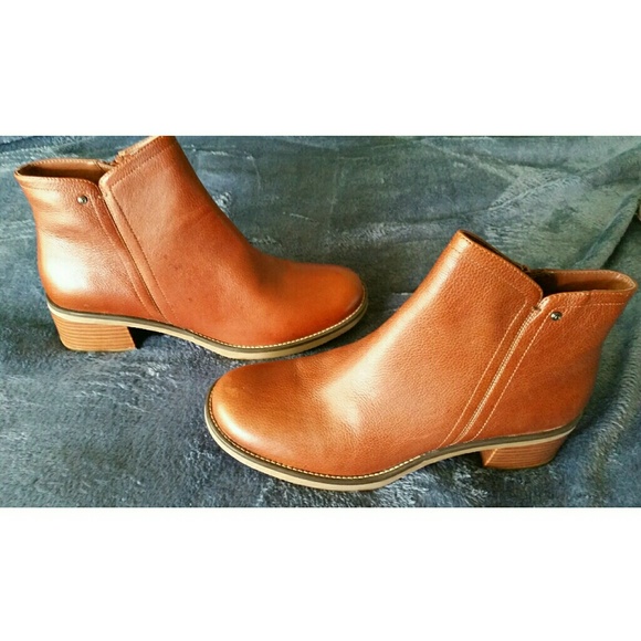 Rockport  Shoes - *Rockport Kittery II*  Brown Ankle Boots-Size 9.5