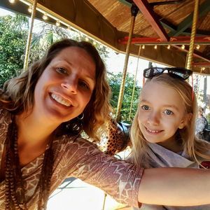 Meet your Posher, Lori