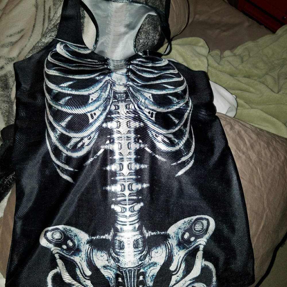 Women's small skeleton tank top