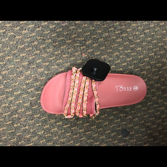 Sandals - Picture 5 of 5