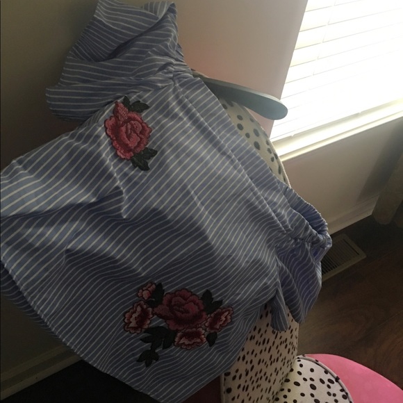 Blue & white stripe BrAnd : #StyleHouse!.#..🎀💓 - Picture 4 of 4