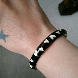 Betsey Johnson heart bangle