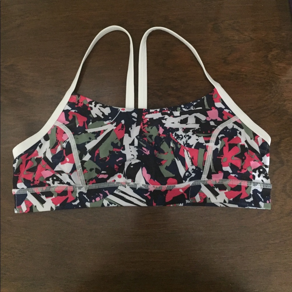 NWOT Lululemon Sports Bra