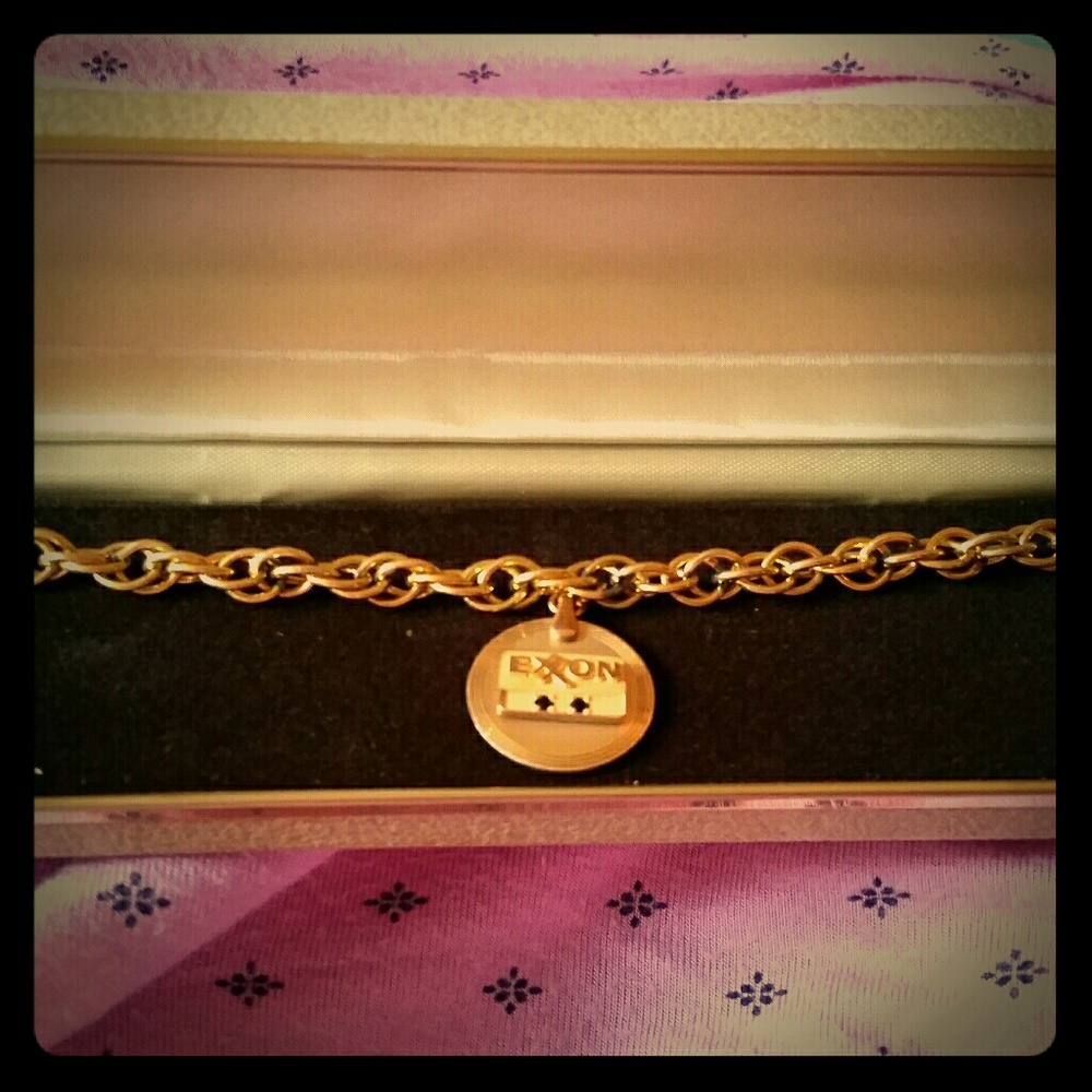 Exxon 20 year bracelet in original box