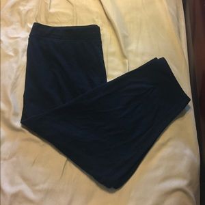 Women's PINK Crop Leggins