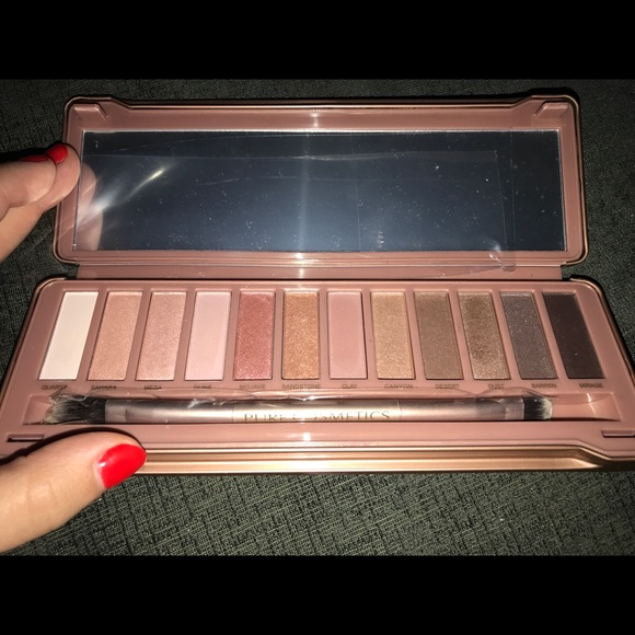 Pure Cosmetics Buff Collection eyeshadow palette - Picture 6 of 7