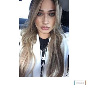 Meet your Posher, Evelyn