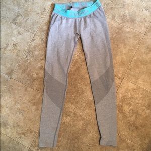 GYMSHARK FLEX LEGGINGS SIZE SMALL NEVER WORN