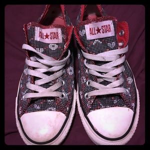 Black XO pattern Converse All Star Sneakers