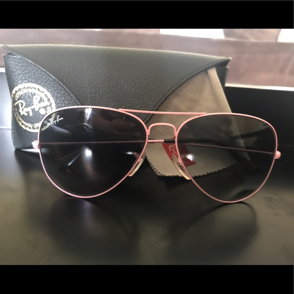 Authentic Pink RayBan Aviators RB 3025