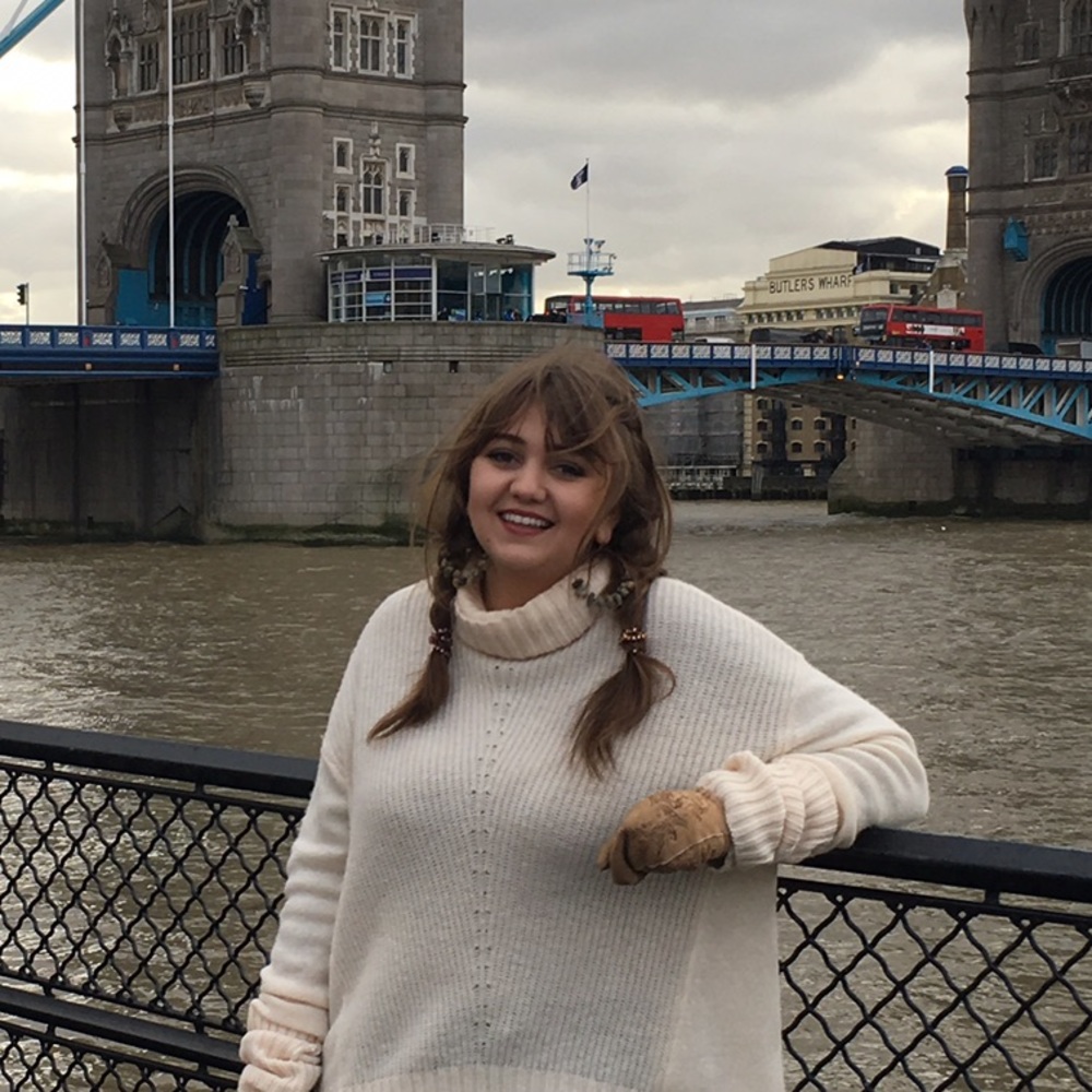 Meet your Posher, Lily