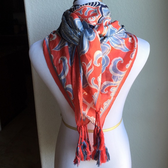 Scarf - Picture 6 of 7