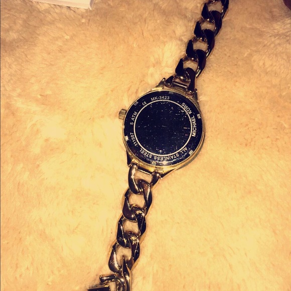 Michael kors watch - Picture 3 of 8