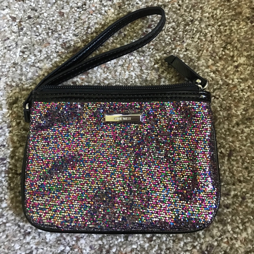 New never used Nine West wristlet