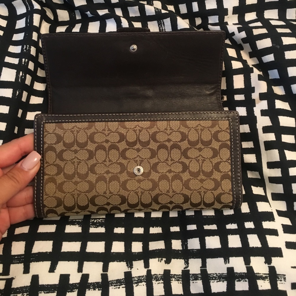 Coach Wallet - Picture 3 of 5