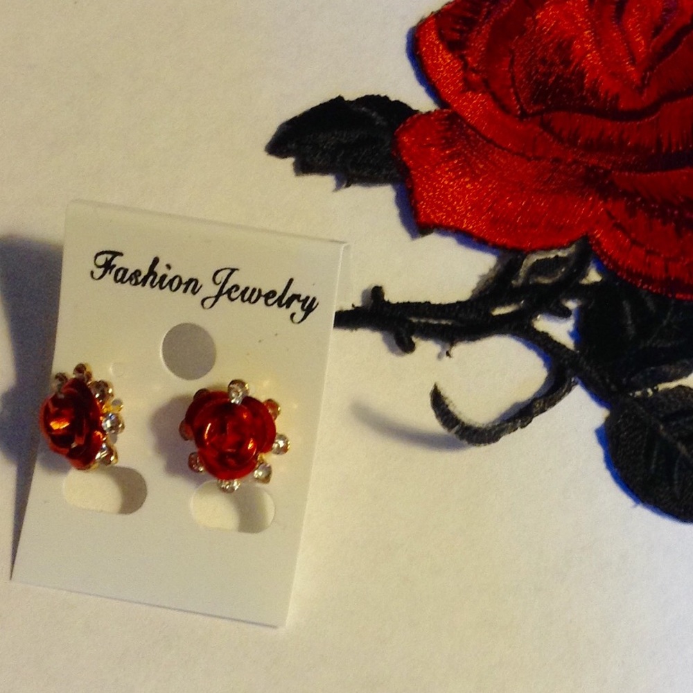 🌹🌹🌹 ROSE EARRINGS 🌹🌹🌹 - Picture 1 of 2
