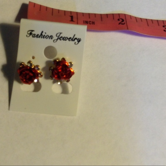 🌹🌹🌹 ROSE EARRINGS 🌹🌹🌹 - Picture 2 of 2