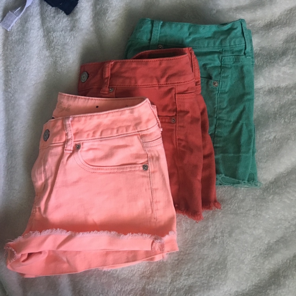 American Eagle colored shorts