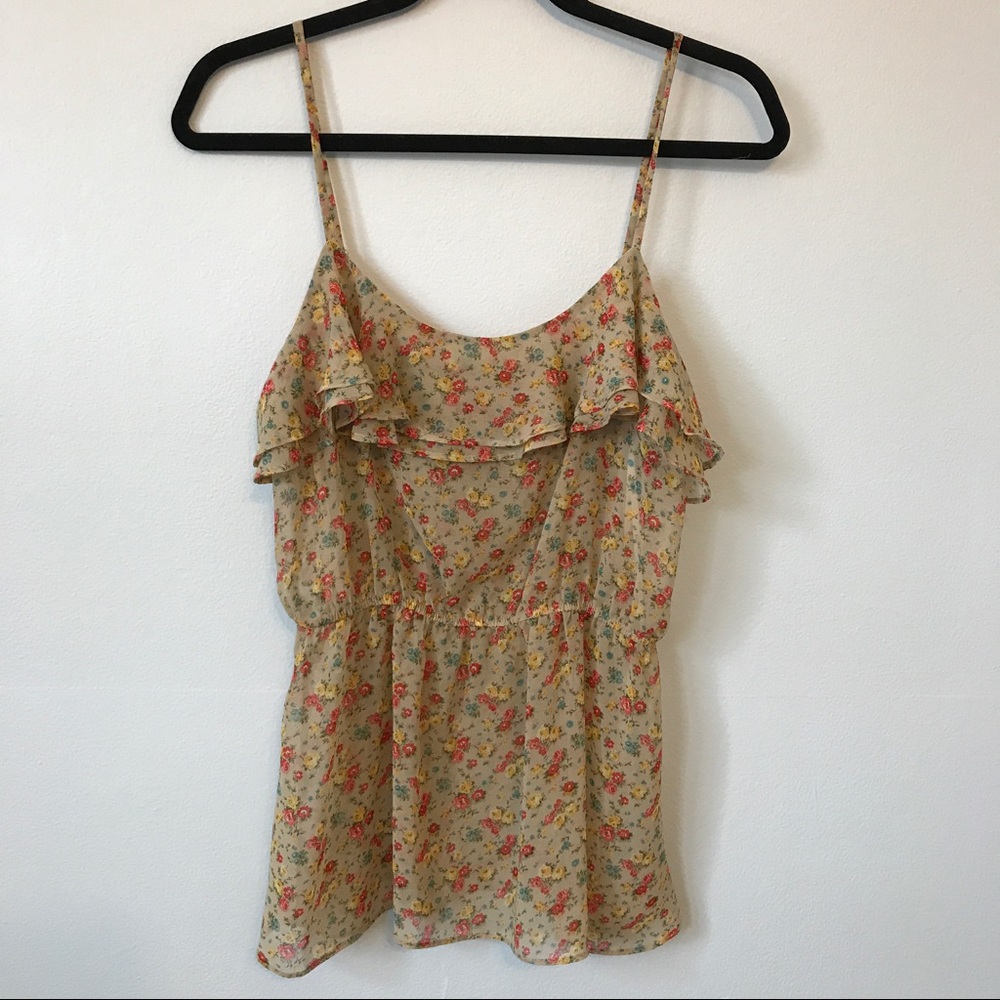 💠4/$20 SALE Floral tank with ruffle detail