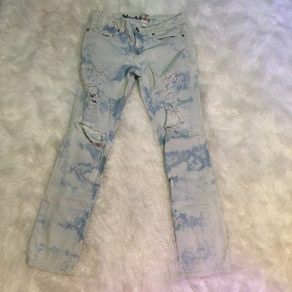 Acid Wash Distressed Ankle Jeans
