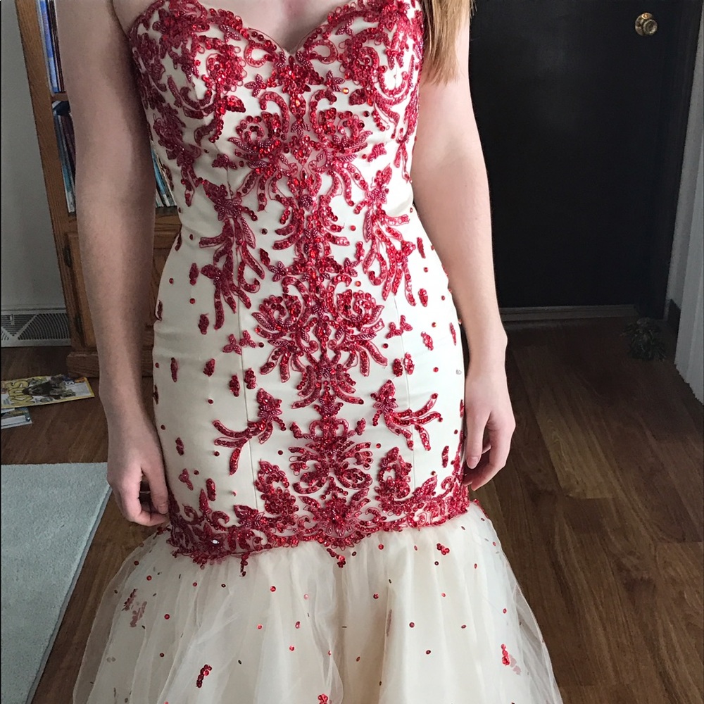 Mori Lee prom dress worn once. Lace up back