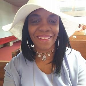 Meet your Posher, Gladys