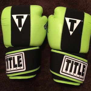Title Kickboxing Gloves (Sz. M - LIME GREEN)