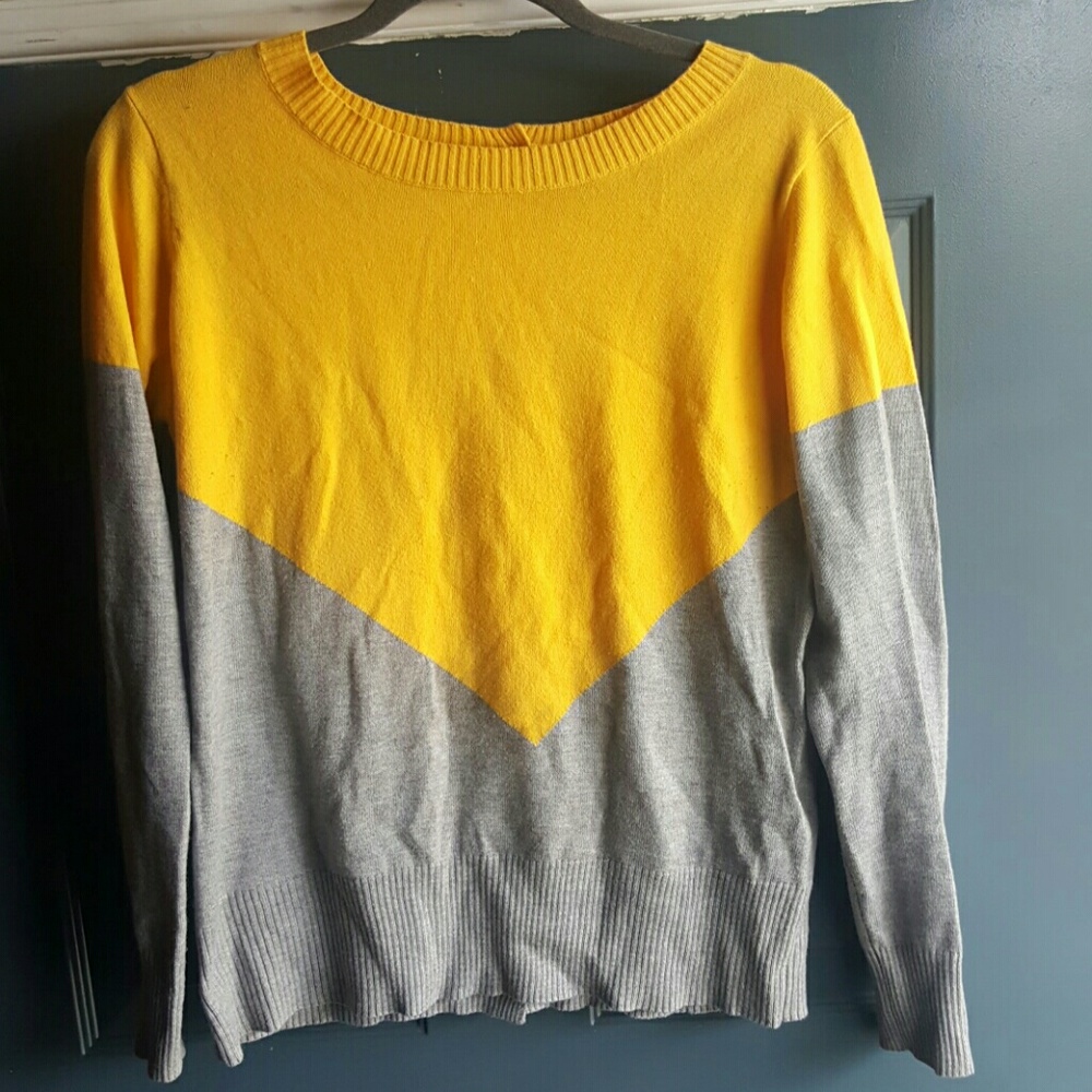 41 Hawthorn Sweater