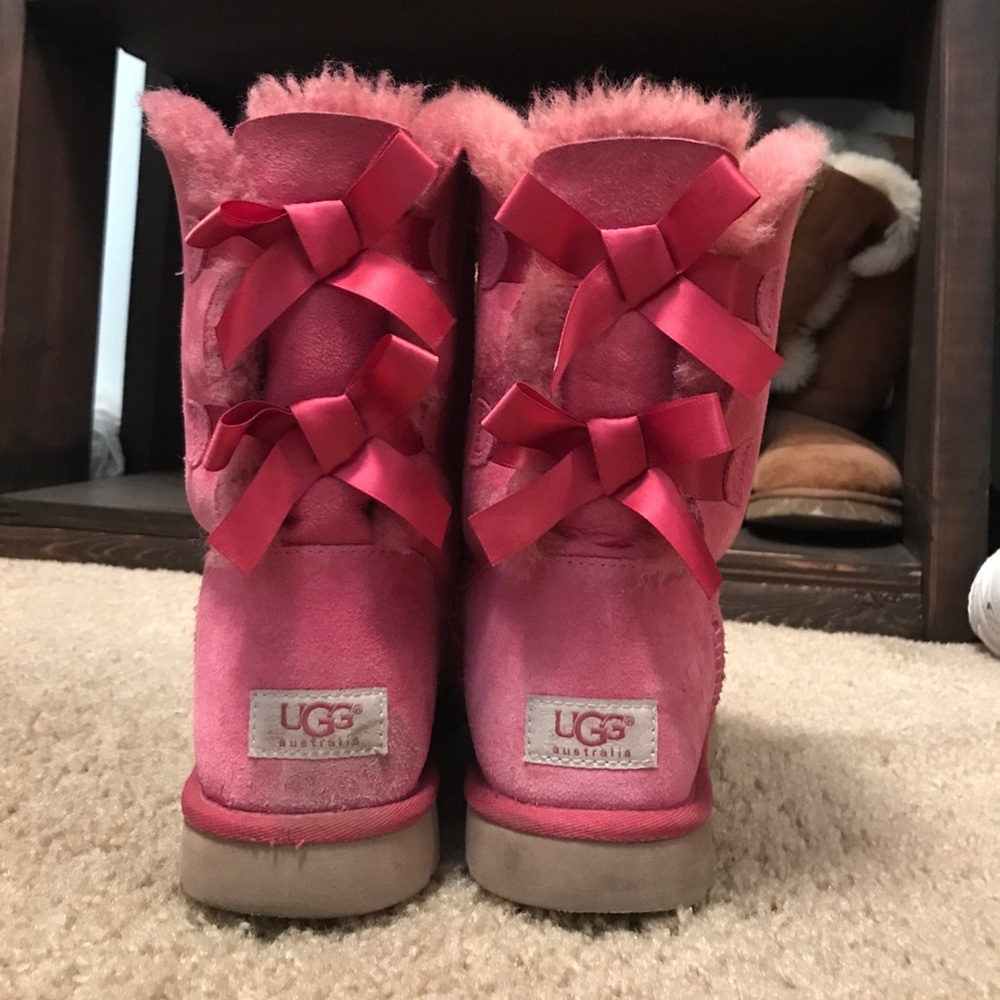 Pink Bailey bow Uggs