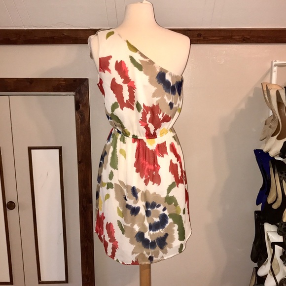 Eurishop Like New One Shoulder Floral Dress - Picture 2 of 3