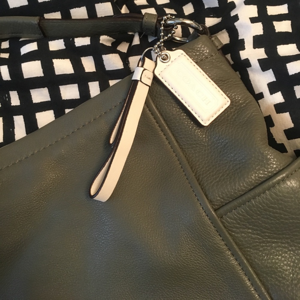 Coach Purse - Picture 2 of 7