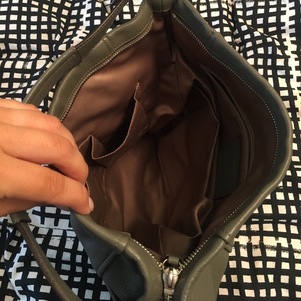 Coach Purse - Picture 4 of 7