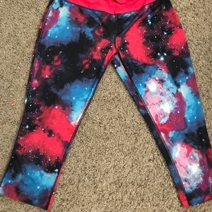 Lady foot locker brand , athletic pants.