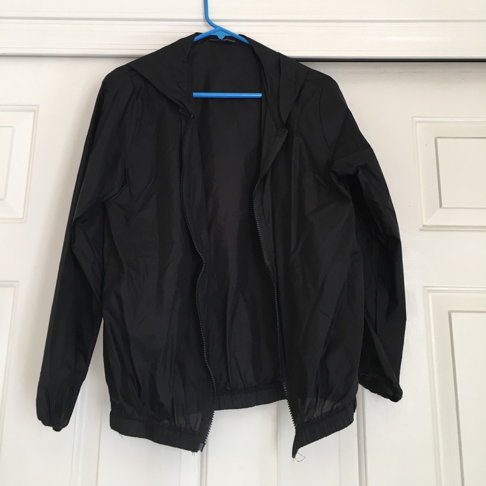 Brandy Melville windbreaker