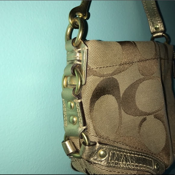 COACH Handbag - Picture 2 of 4