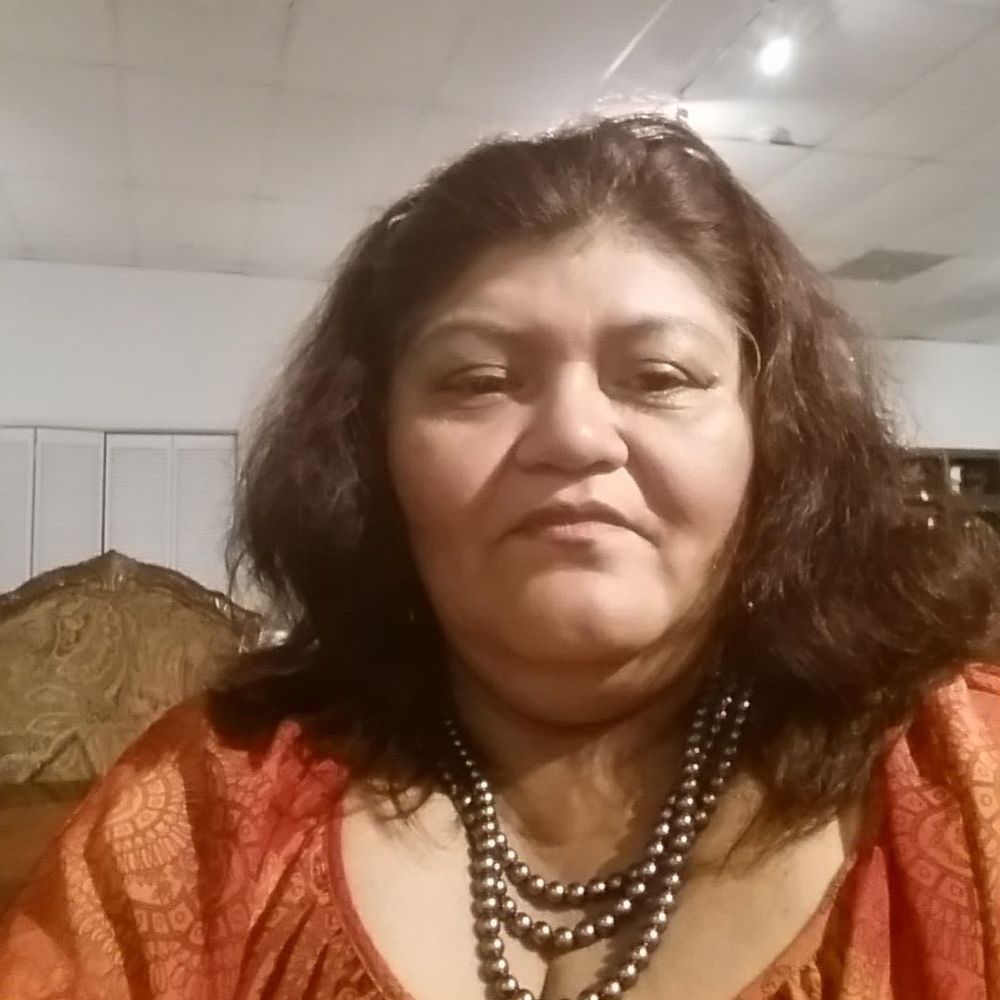 Meet your Posher, Maria