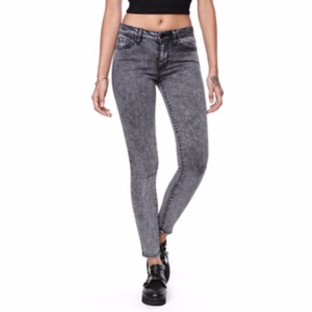 Gray Wash Jeggings