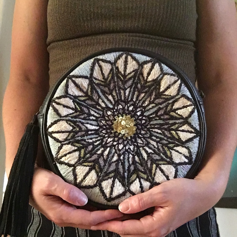 Circle pouch vintage inspired