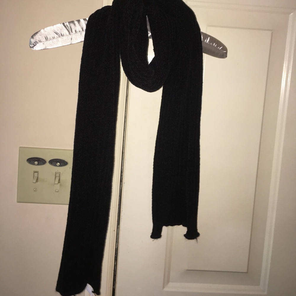 Black sweater scarf