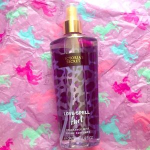 Victoria's Secret Fragrance Mist- Love Spell flirt