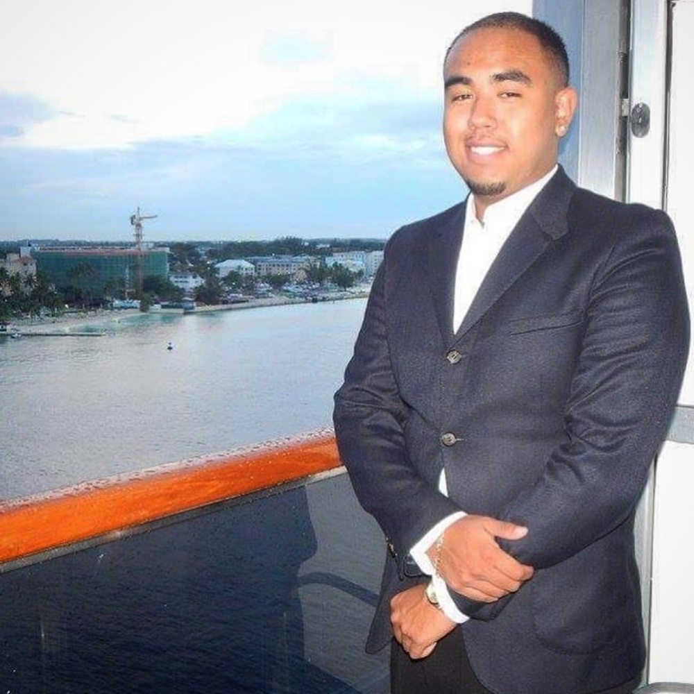 Meet your Posher, Sergio