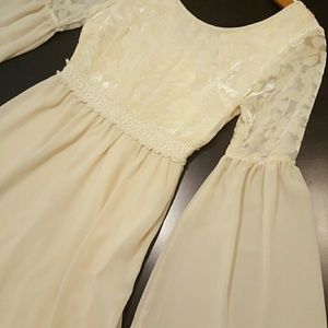 Romantic Boho Velvet Cream flowing short dress