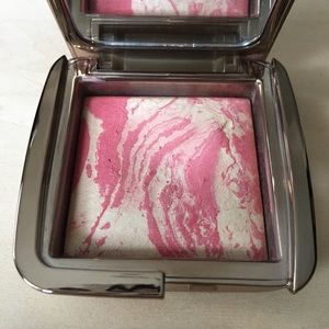 Hourglass Ambient Lighting Blush